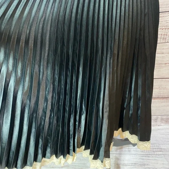 🚫SOLD🚫 Betsey Johnson Rare HTF Vintage 90s Slip Dress - Picture 4 of 11